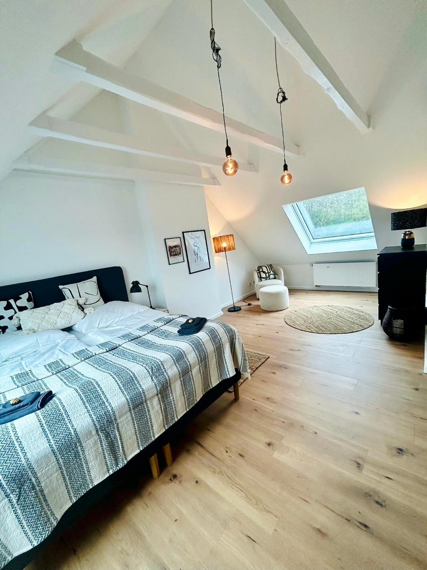 Feelslikehome - Reihenhaus Zwischen Hamburg Und Heide Mit Garten&Garage Neu Wulmstorf Eksteriør bilde