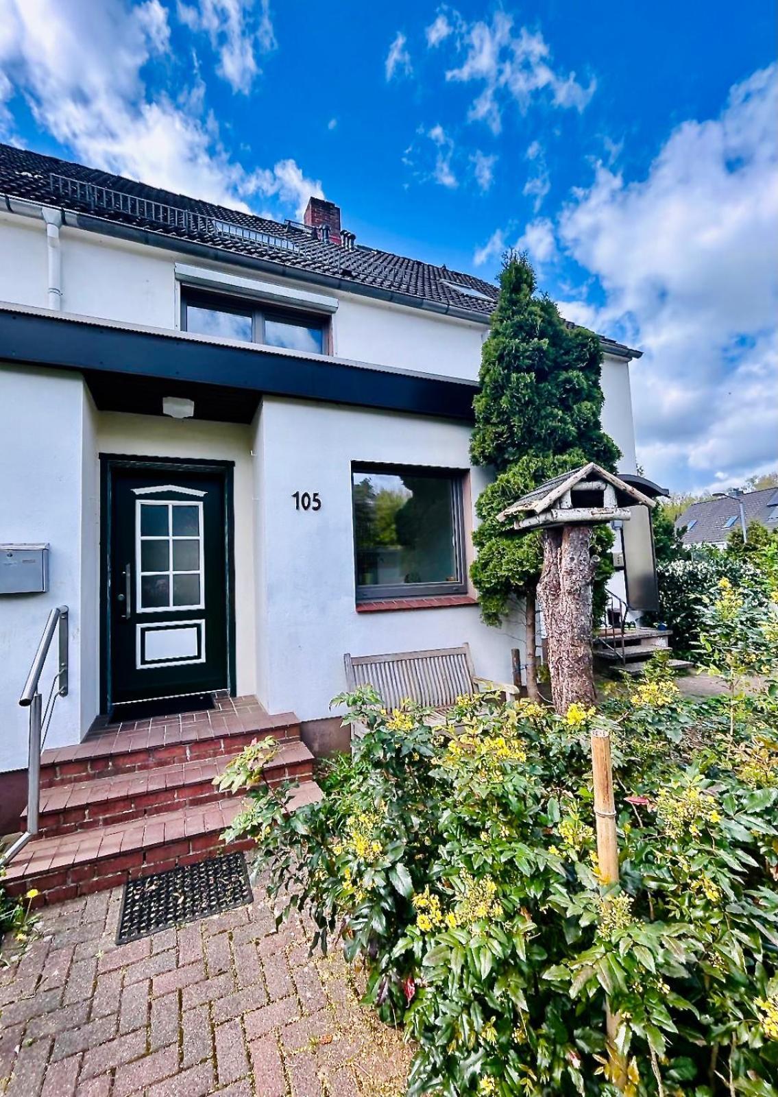 Feelslikehome - Reihenhaus Zwischen Hamburg Und Heide Mit Garten&Garage Neu Wulmstorf Eksteriør bilde